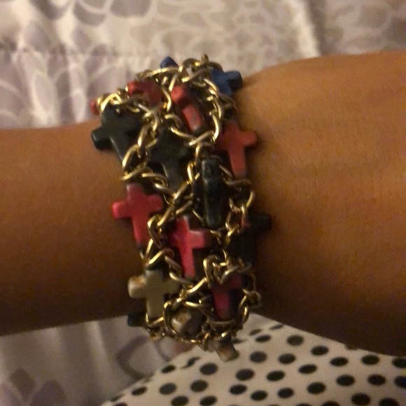 Cross Bracelet - Picture 2 of 2